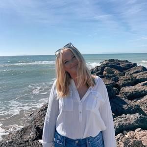 Meet your Posher, Katelyn